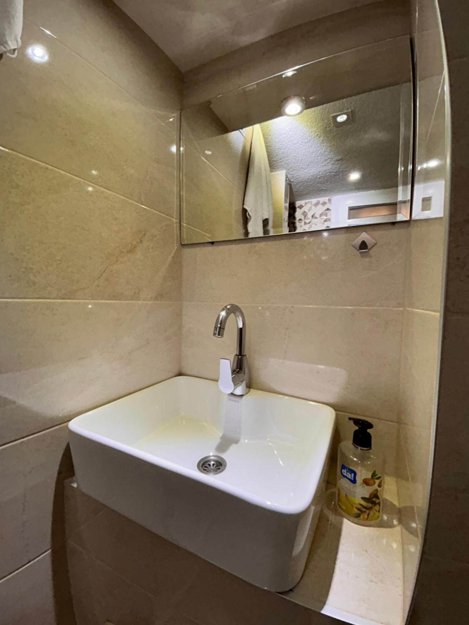 Latin Bridge Apartment サラエヴォ エクステリア 写真