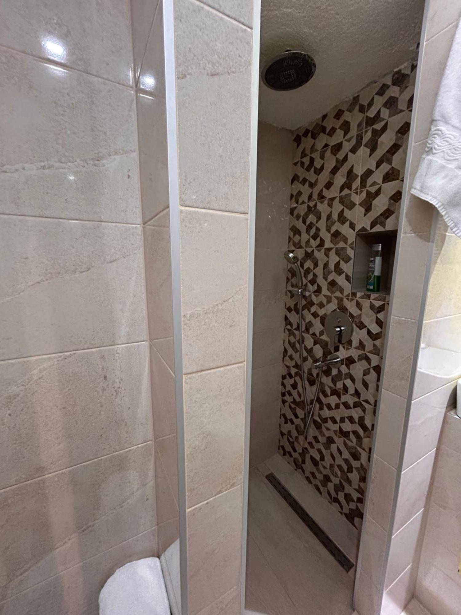 Latin Bridge Apartment サラエヴォ エクステリア 写真